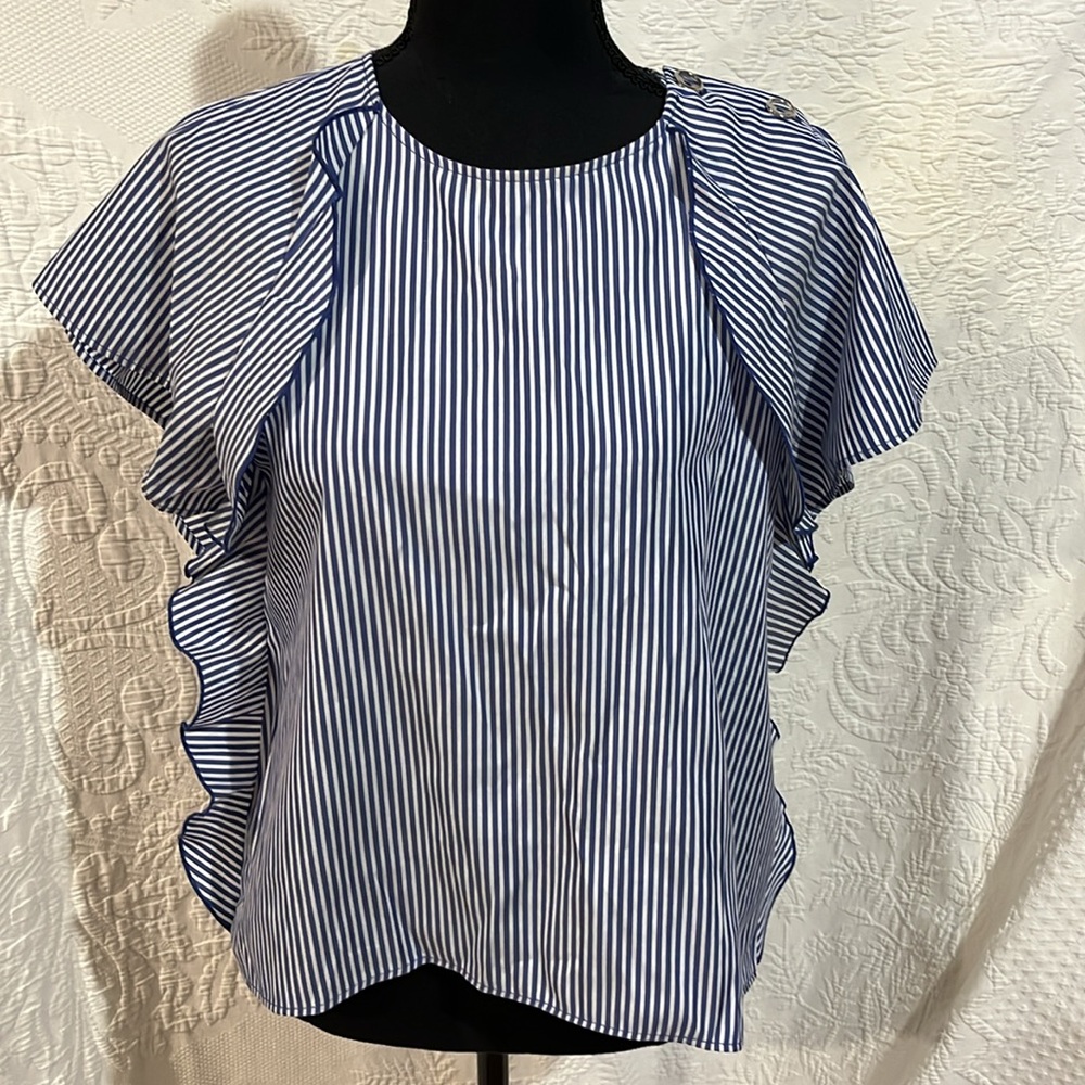 Zara basic blouse, size small - Picture 2 of 11